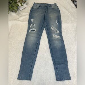 Maurice’s high rise distressed skinny jeans. Size Small Reg.